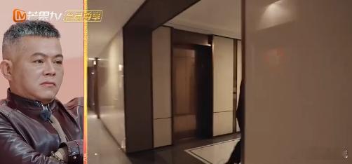 一诺双手插兜的秋衣调停者我家那小子 以前只觉得一诺打比赛狠，现在发现他当和事佬更