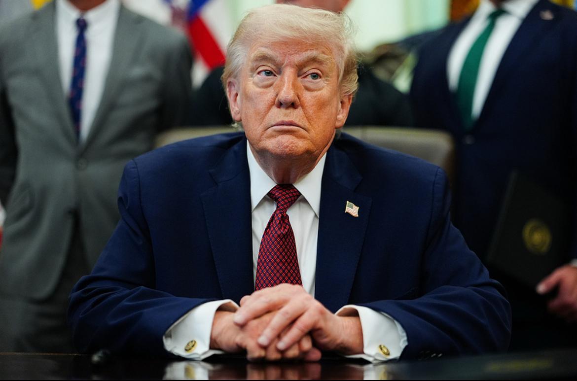 特朗普今天（北京时间4月22日）发布声明：“鉴于伊朗政府严重分裂（这并不出乎意料