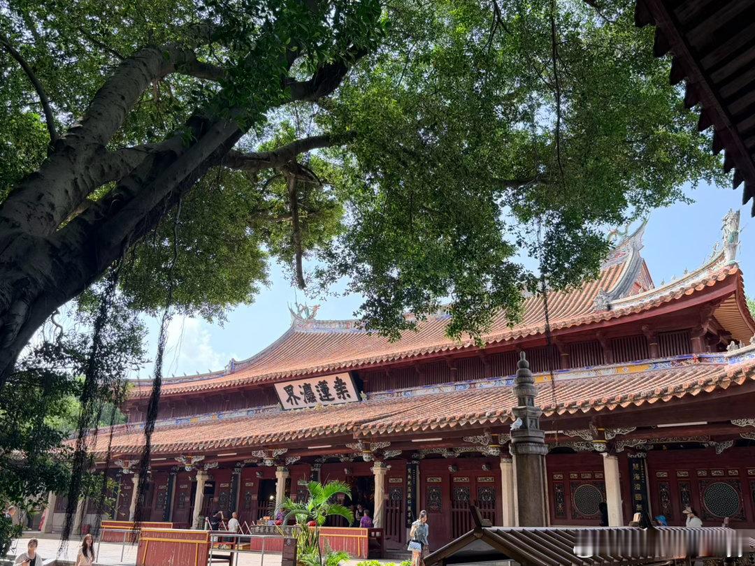 黑神话悟空的取景地p1很多小男生来拍照📷各种炸紫菜卷，炸浮粿🍡好啦～泉州88
