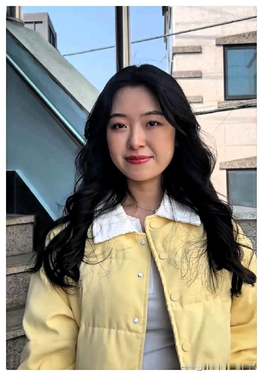 这件事最难过的
不是25岁就丢了性命
也不是涉案男子有多残忍
而是文文的父母到现