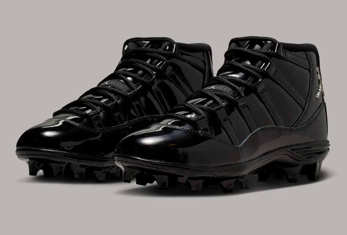 Air Jordan 11 “Black Patent” 这短小证的漆皮鞋头 2