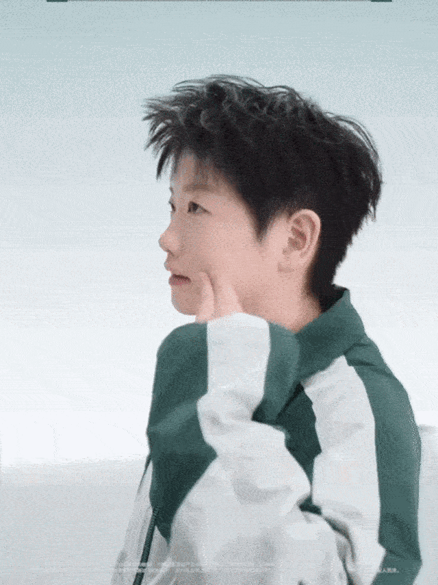 孙颖莎丝塔芙亚太区品牌代言人太萌太萌太萌😽 