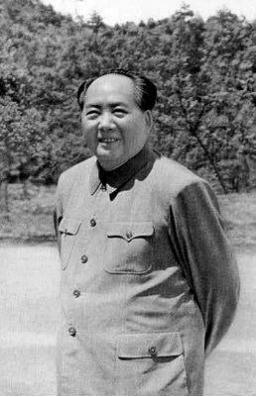 1971年，在南昌见到许世友时，毛主席说：“你对我的感情，没有过去那么深了。我的