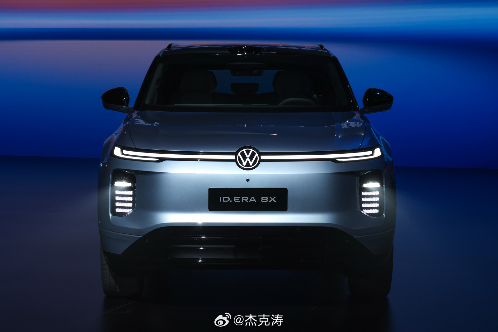 上汽大众的 ID. ERA 8X正式上市，售价:20.68万起   作为大五座车