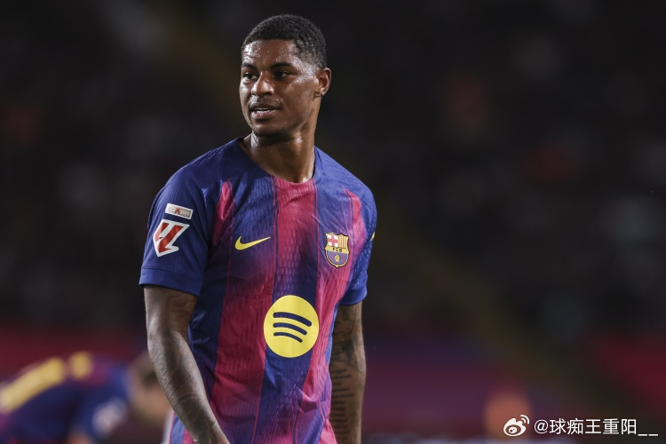 27场7球9助！斯基拉：巴萨正计划从曼联永久签下拉什福德，转会费为3000万欧元