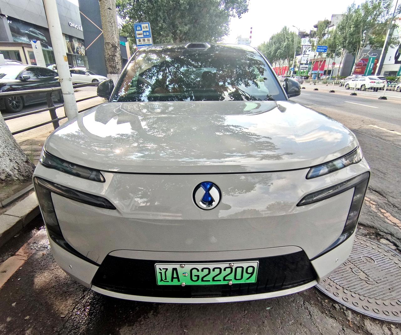 全新《腾势N8L》闪充版上市
   2026年6月23日，比亚迪腾势旗下，一款腾