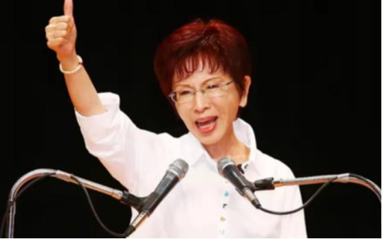 这下好了。
全国人民都知道了！
洪秀柱公开声称日本是“小日本”，并发出警告：“小