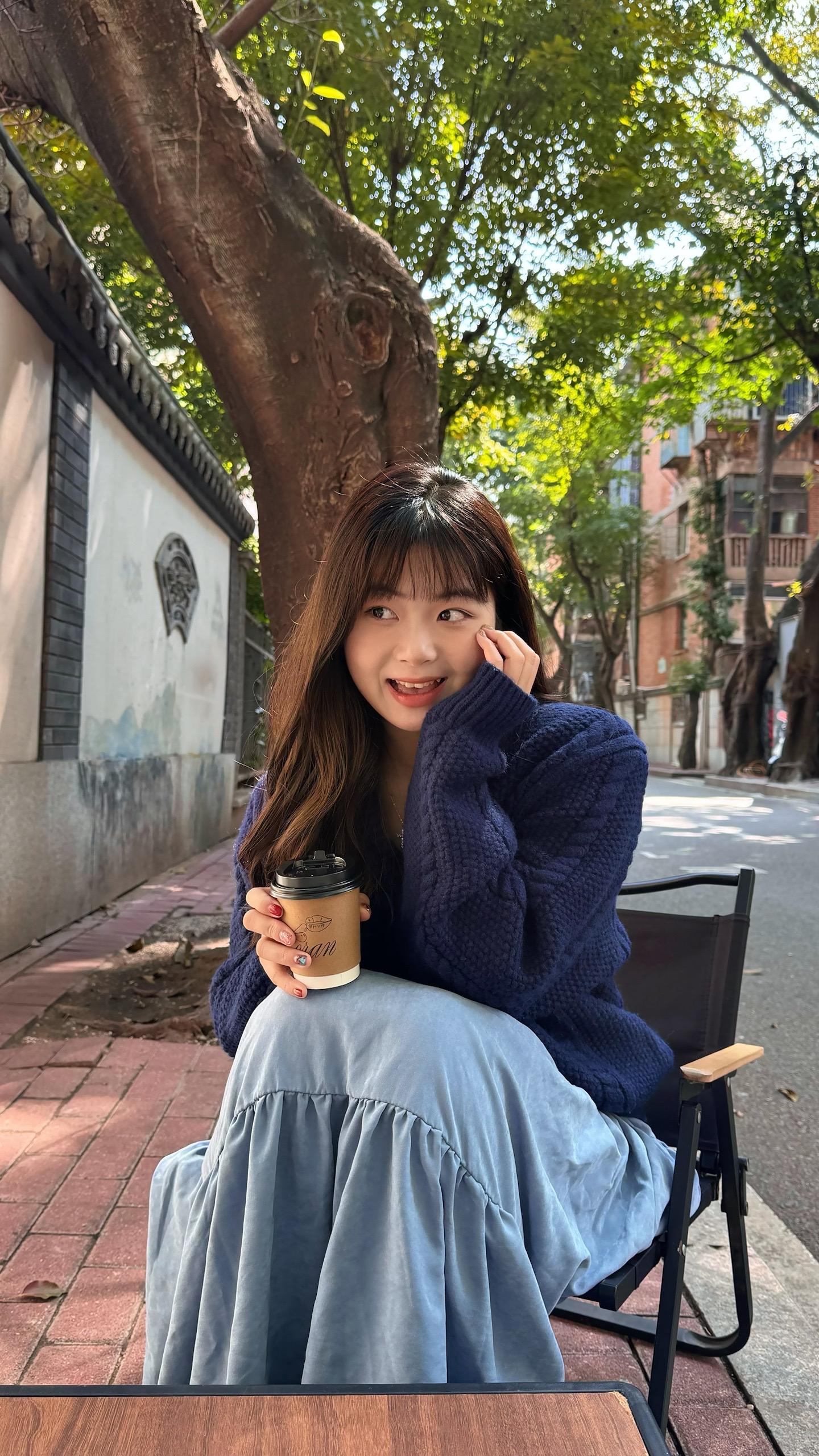 一张照片  半句再见  尘封的纪念。