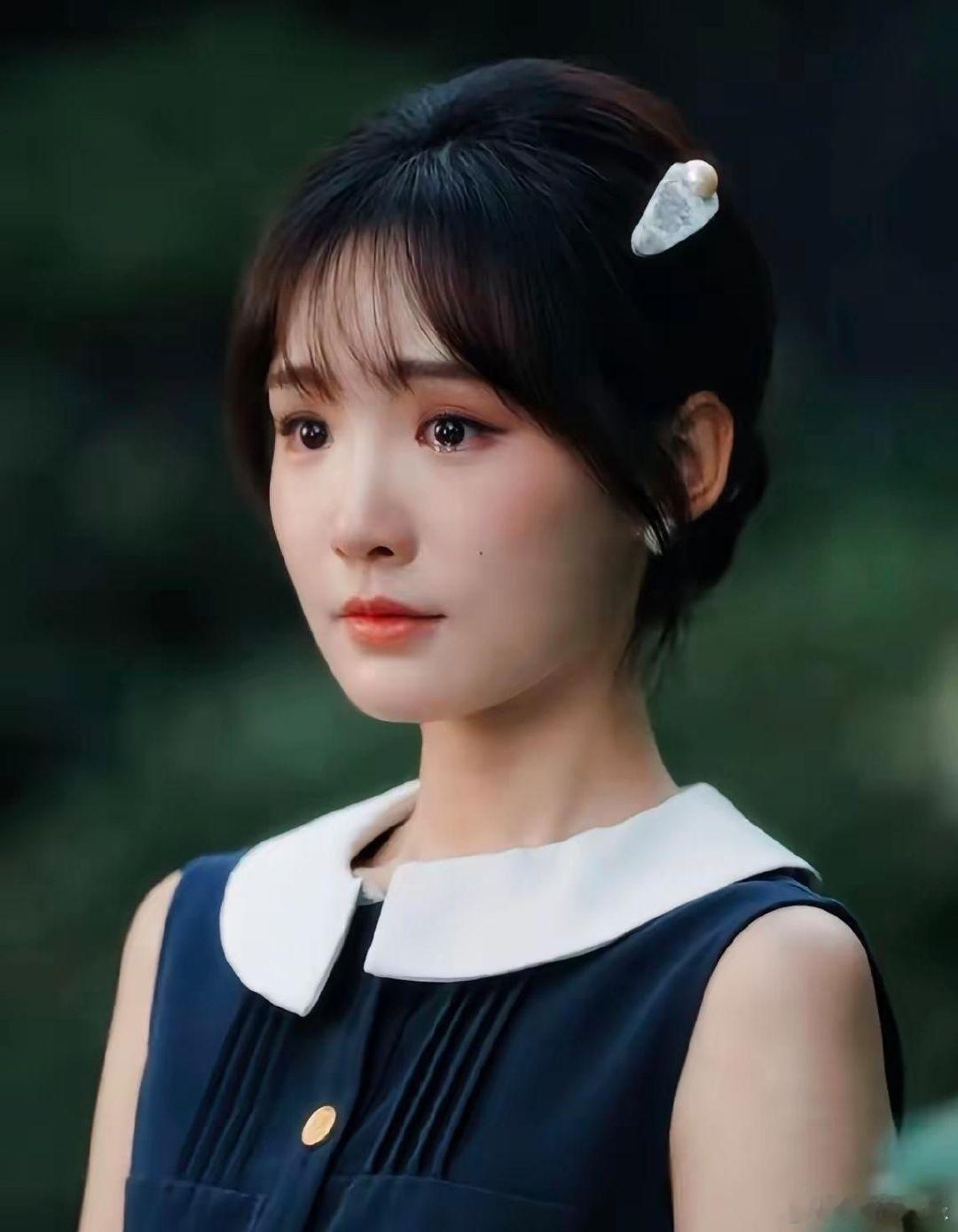 终于知道《皑如山上雪》的导演为什么选贾翼瑄当女主了，原因很简单，不是因为她这几年