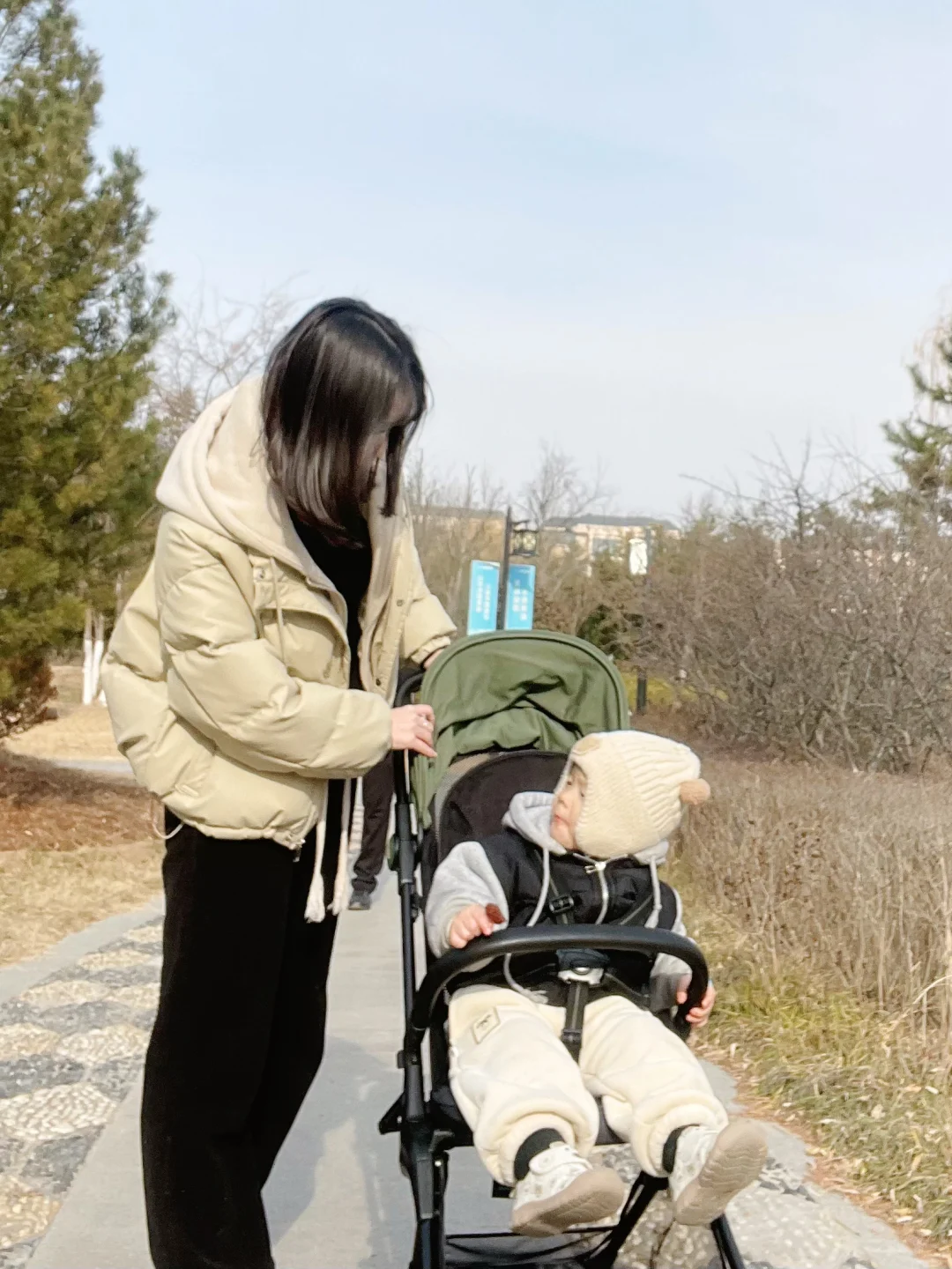 独自带娃❗️有了介个口袋推车可太省妈啦❗️