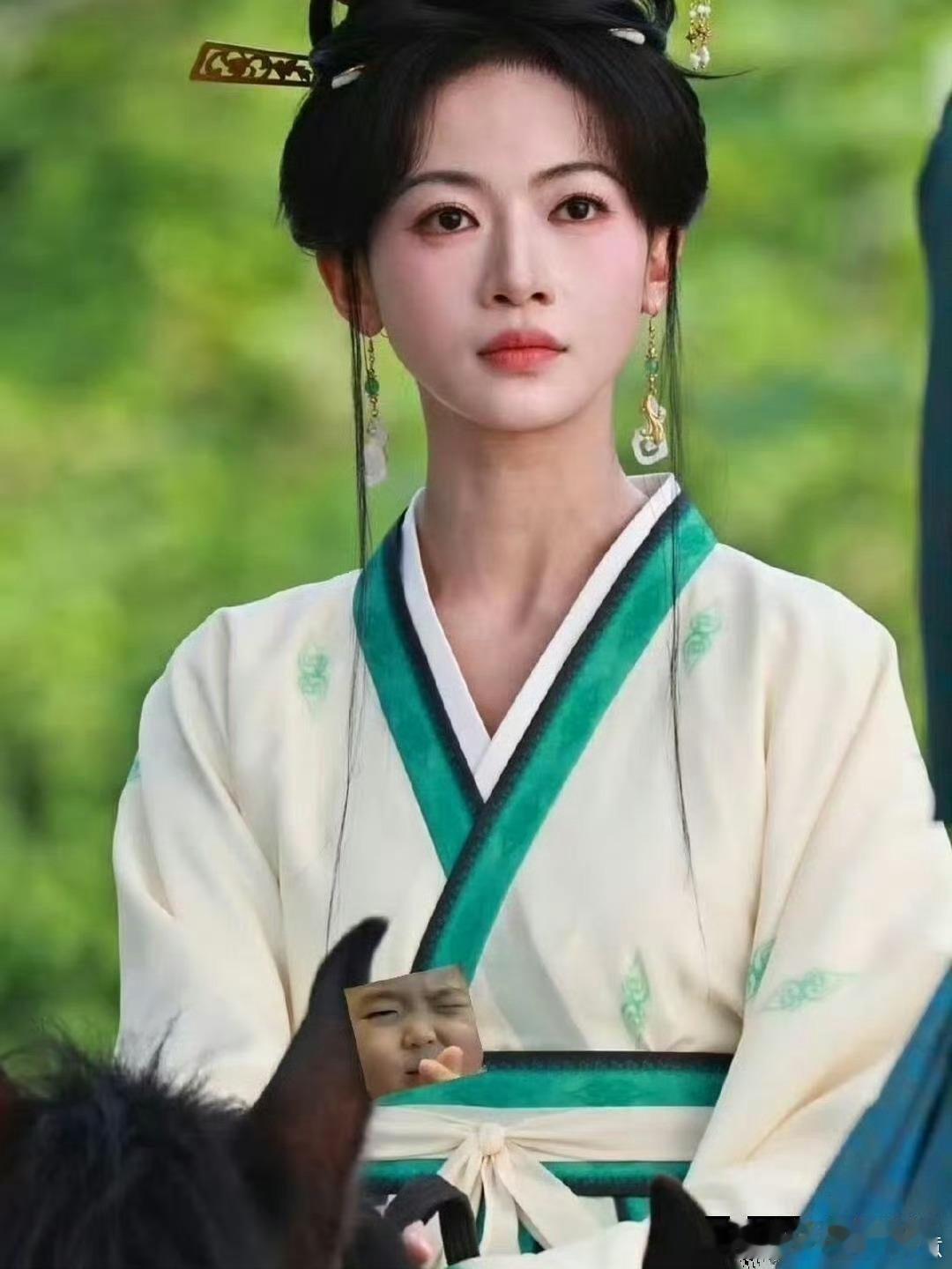 吴谨言这部剧造型师是谁？很美啊，很久没有看到这么美的发髻了 ​​​