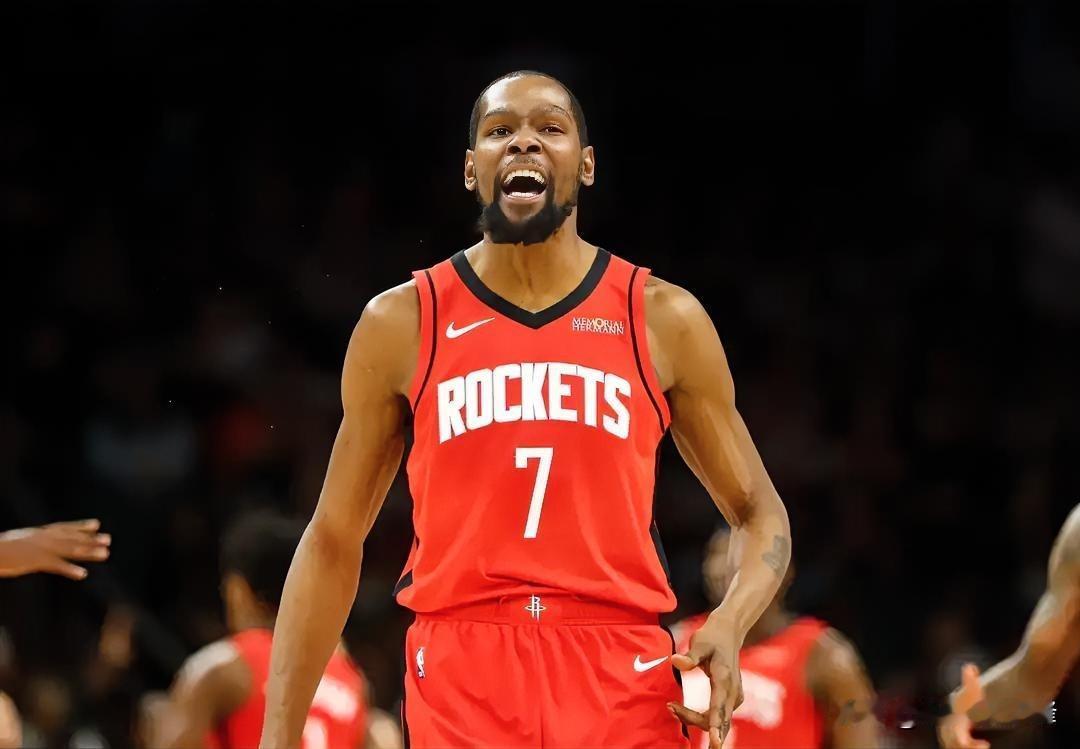 突发！杜兰特G1出战成疑，是烟雾弹还是真伤？火湖大战彻底变天
 
季后赛前夕突发