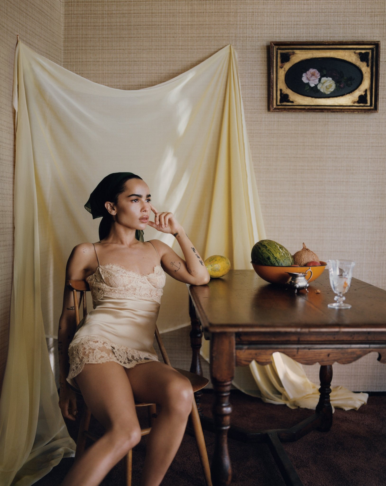 等我以后见到Zoe Kravitz我一定要她给我签个 momhole 