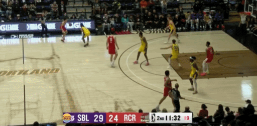 杨瀚森抓紧把腿部力量练出来吧
两条腿软绵绵的，投篮时蹬地好像用不上劲一样。
看这