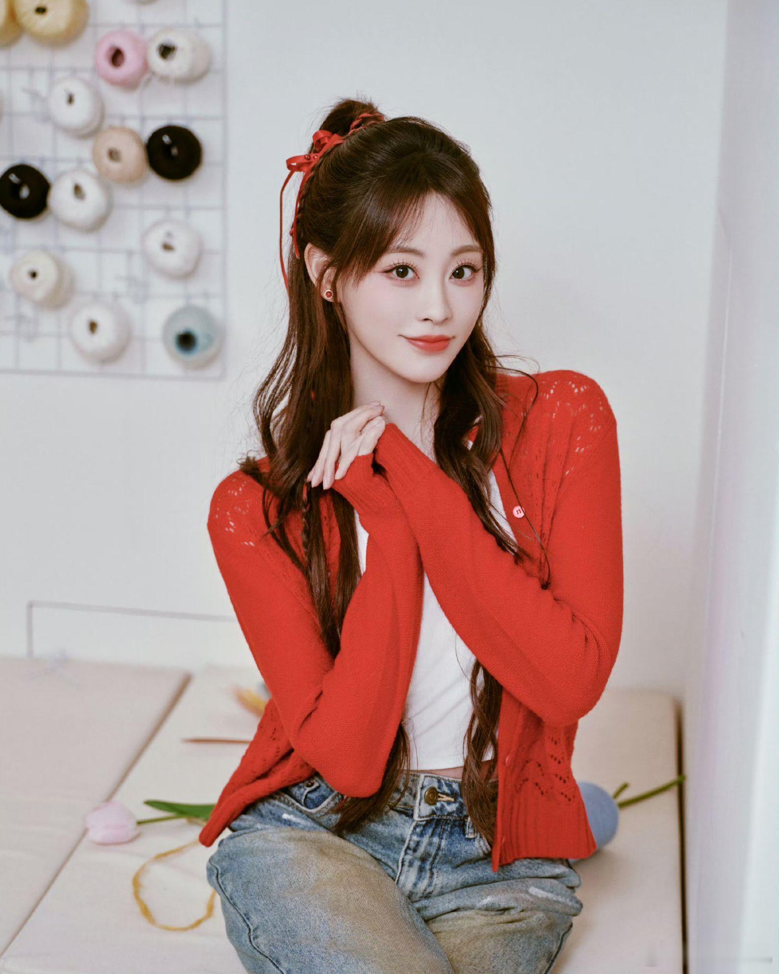 周五晚高疯团舞上头周五晚高疯 ✨周五晚高疯真的没有创作瓶颈！Bee 疯糖家族默契