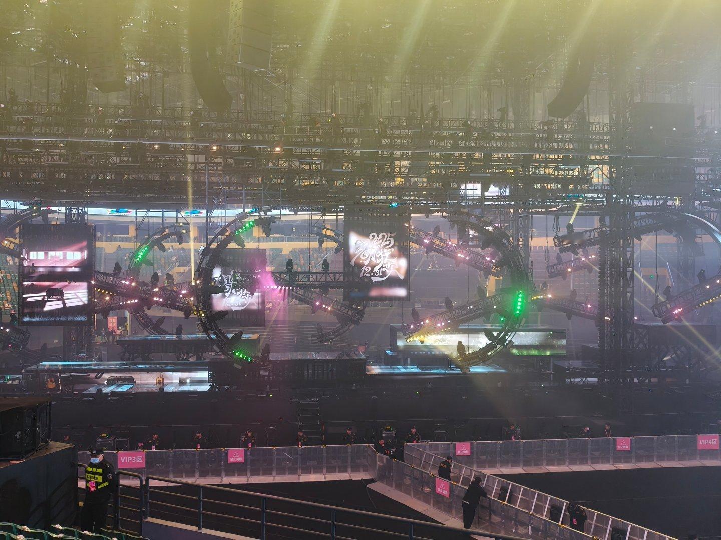 光是看这个舞台就好震撼  好好看 小源太用心了 太好了吧