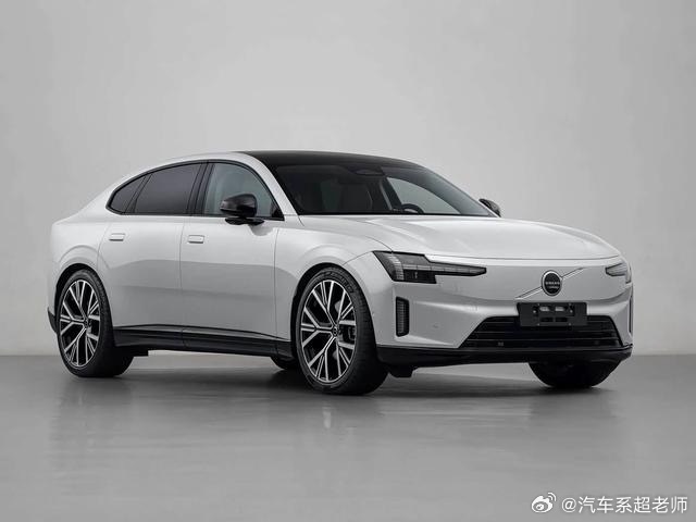 今天静拍了沃尔沃EX90和ES90，因为保密协议还不能分享太多信息，总体来说，在