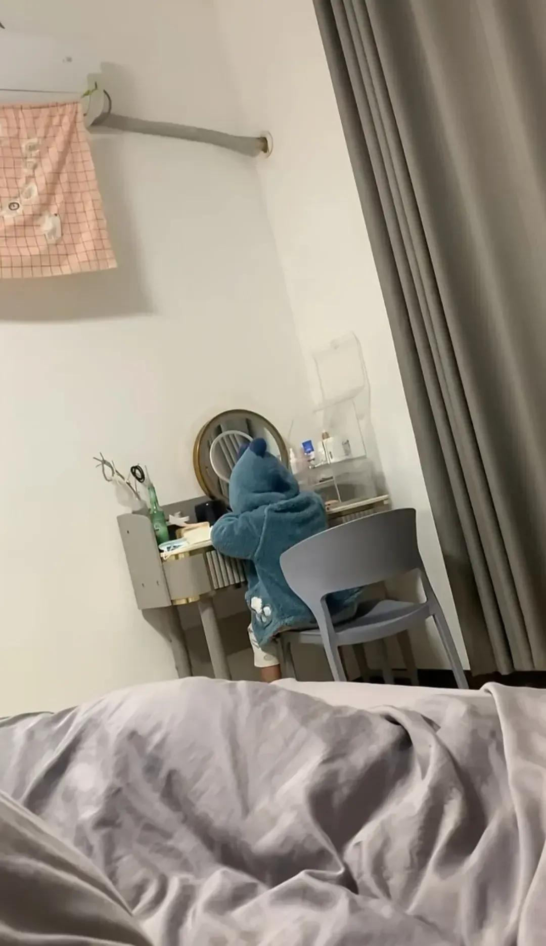 快要睡觉了想起作业没做