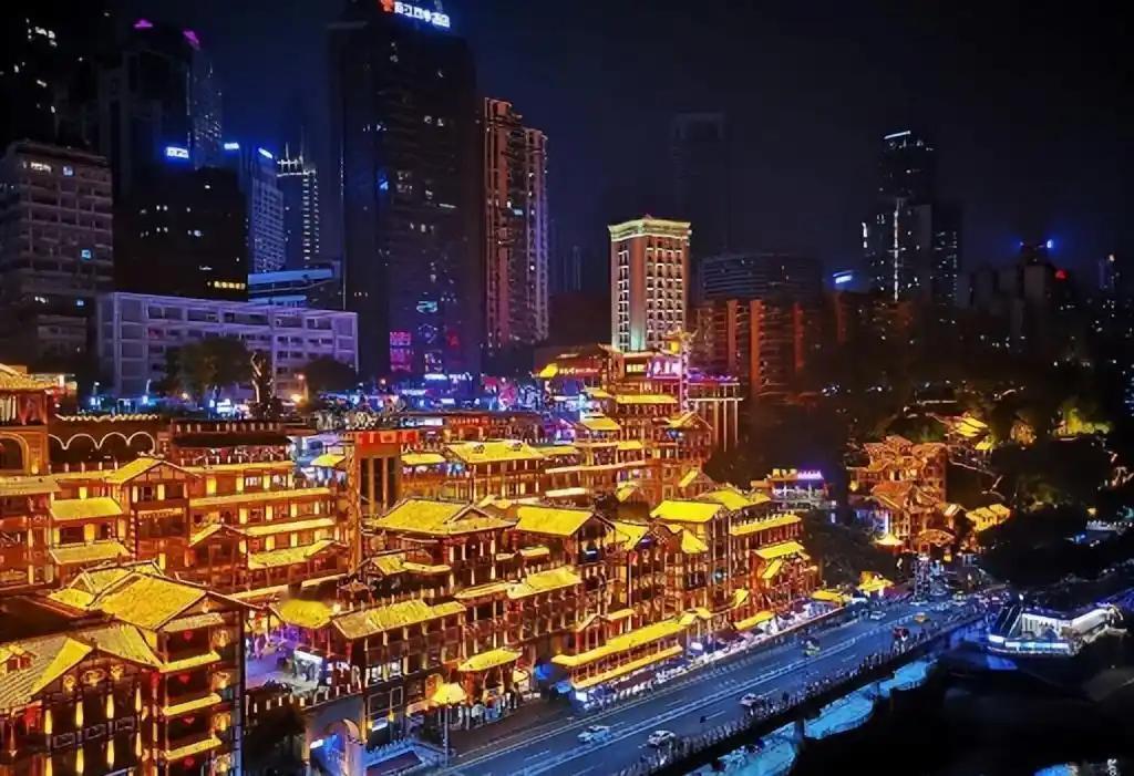 西方正形成一个"危险共识"：对于中国，可以无视底线？
一颗芯片有多小？比你指甲盖