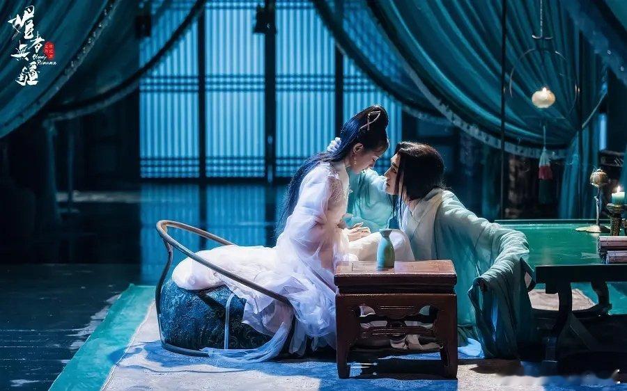 淮水竹亭编剧 殿前欢 是当年《媚者无疆》的那位吗？难怪了！ ​​​