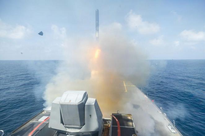 大战前兆？美国高层突然内斗，最近美国那边的动静，简直让人捏一把汗，不少人都在问，