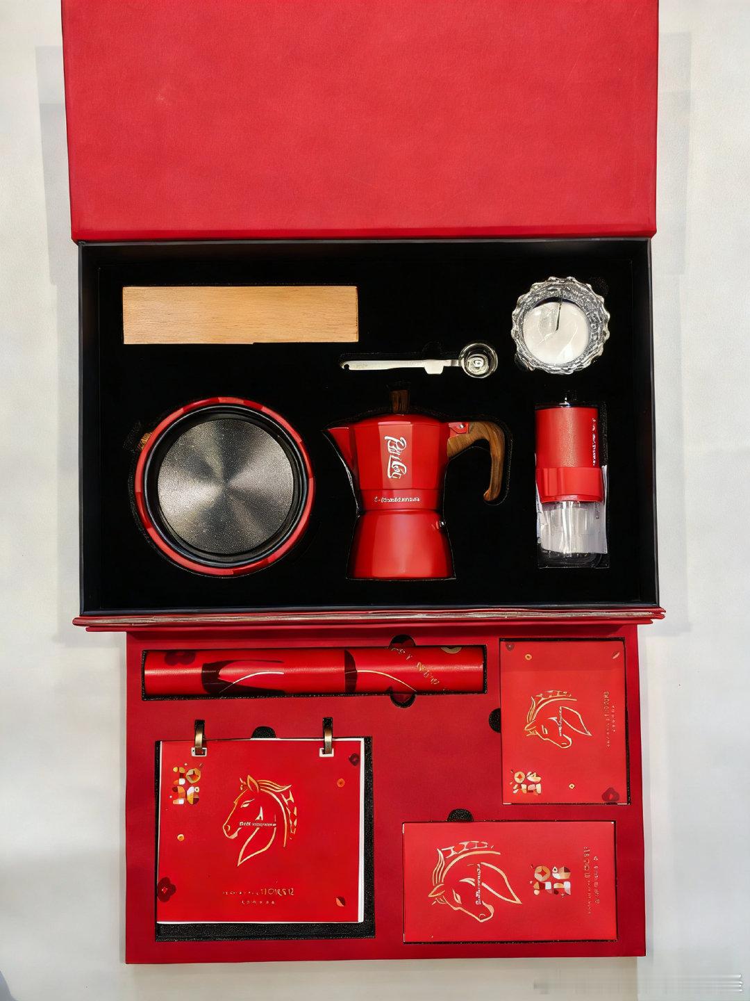 各位冠军开工大吉！东风本田送摩卡壶礼盒一套！关注评论就行！欣哲频道 新春送礼 抽