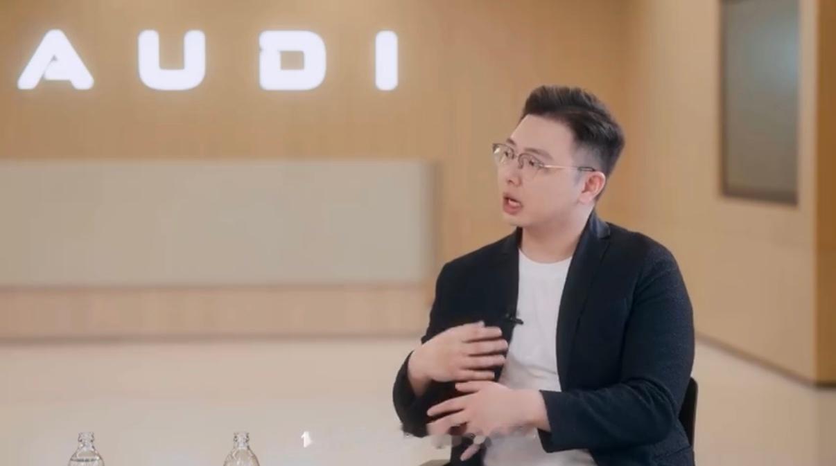 易立竞灵魂发问奥迪高管 谁能想到易立竞把“审问”那套用到车圈了！看她和AUDI高