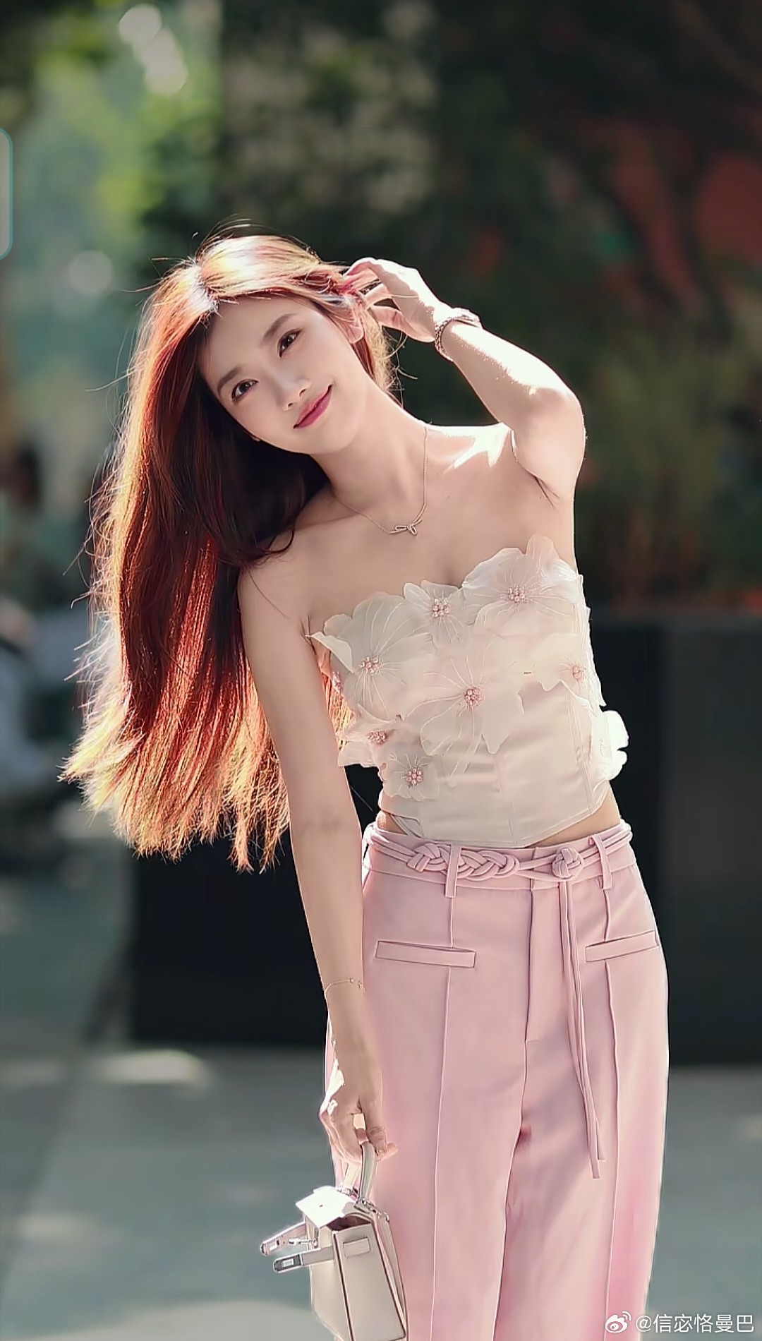 街拍气质穿搭小姐姐