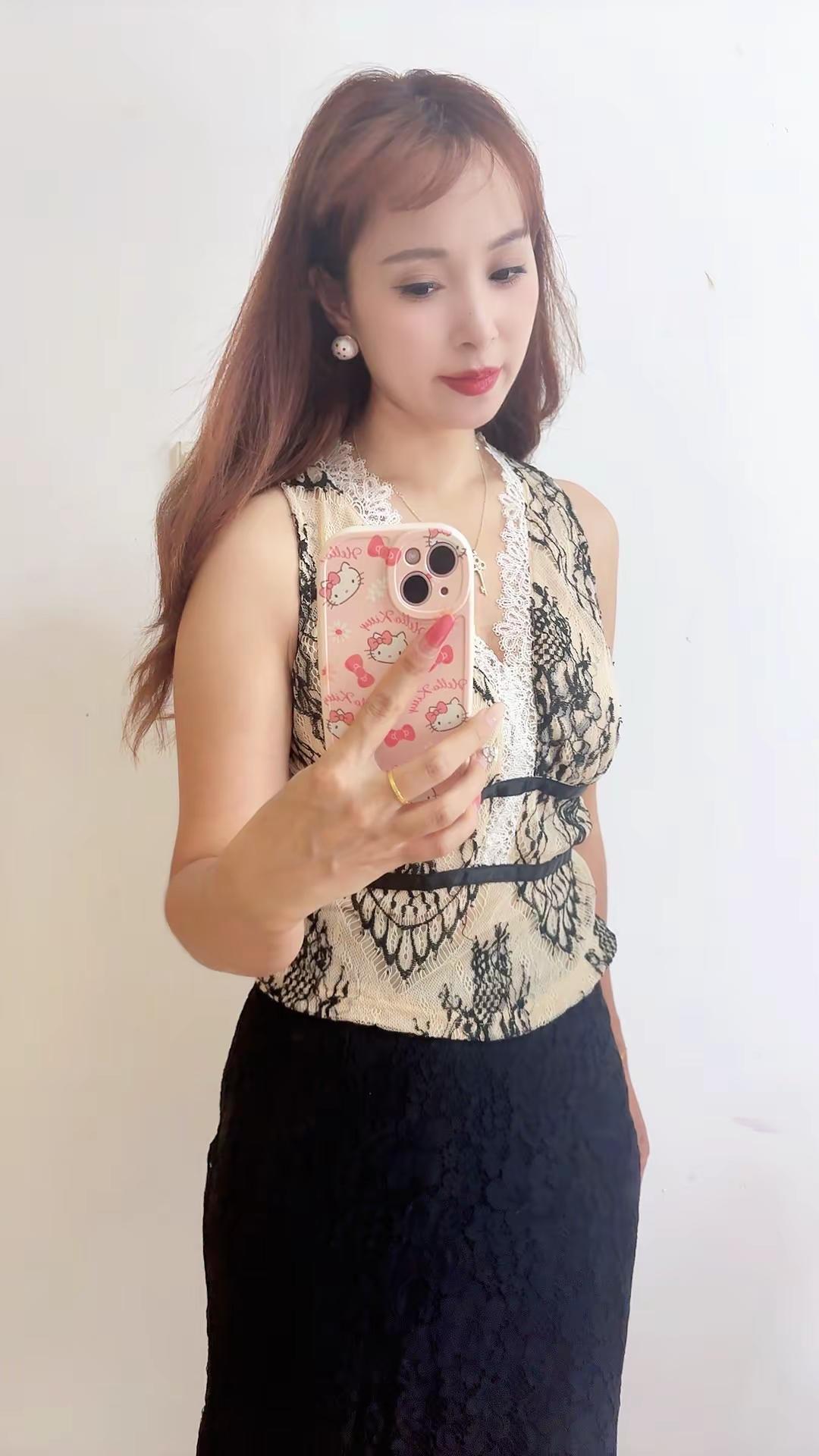 二婚找老公就找老实的，哪怕没房没车没存款，只要夫妻同心踏实过日子，一起努力就好，