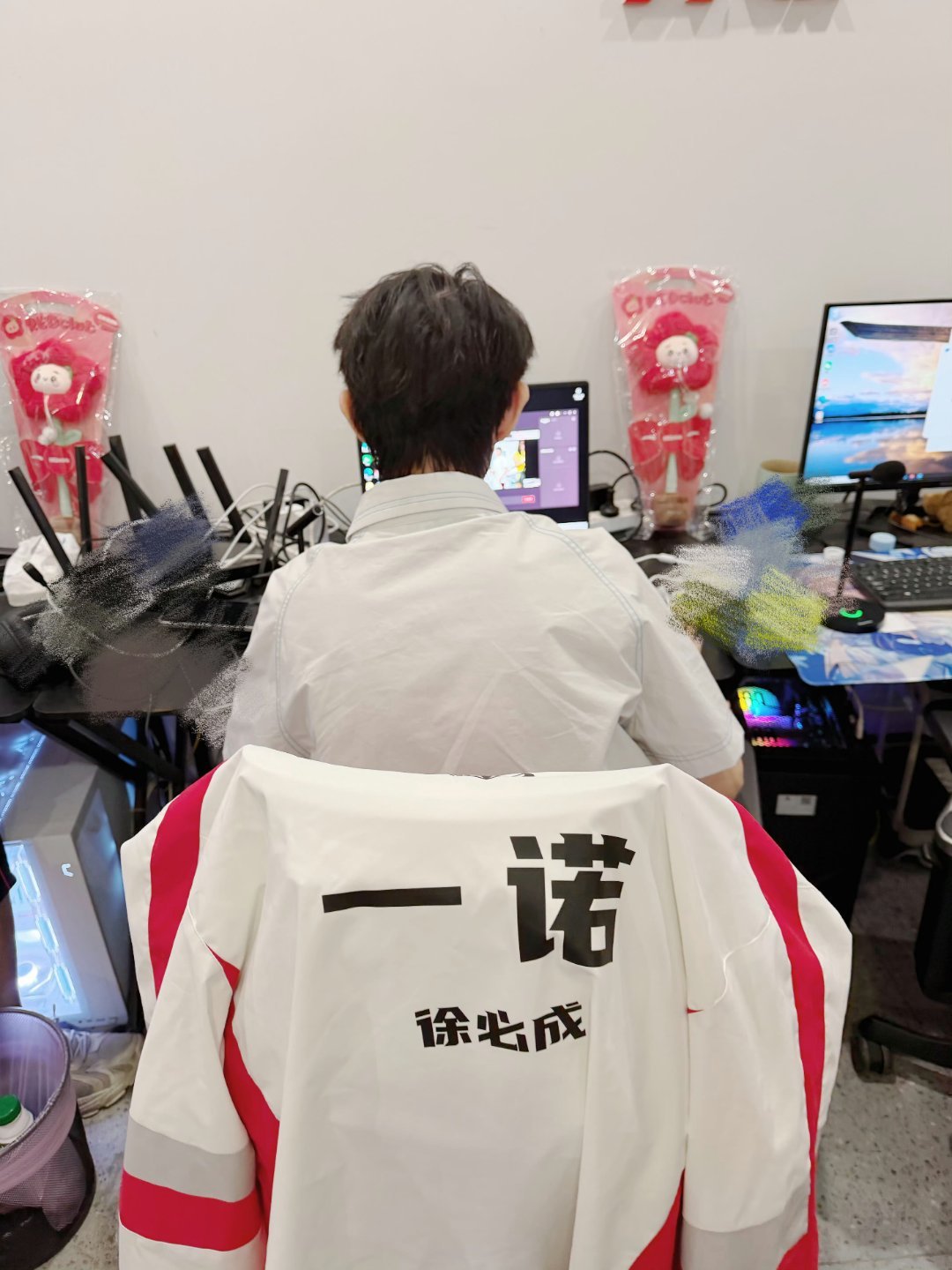 一诺xbc 🦓一诺的1226号信箱🥬一诺信箱收信中 🌻白菜地里碎碎念“你像
