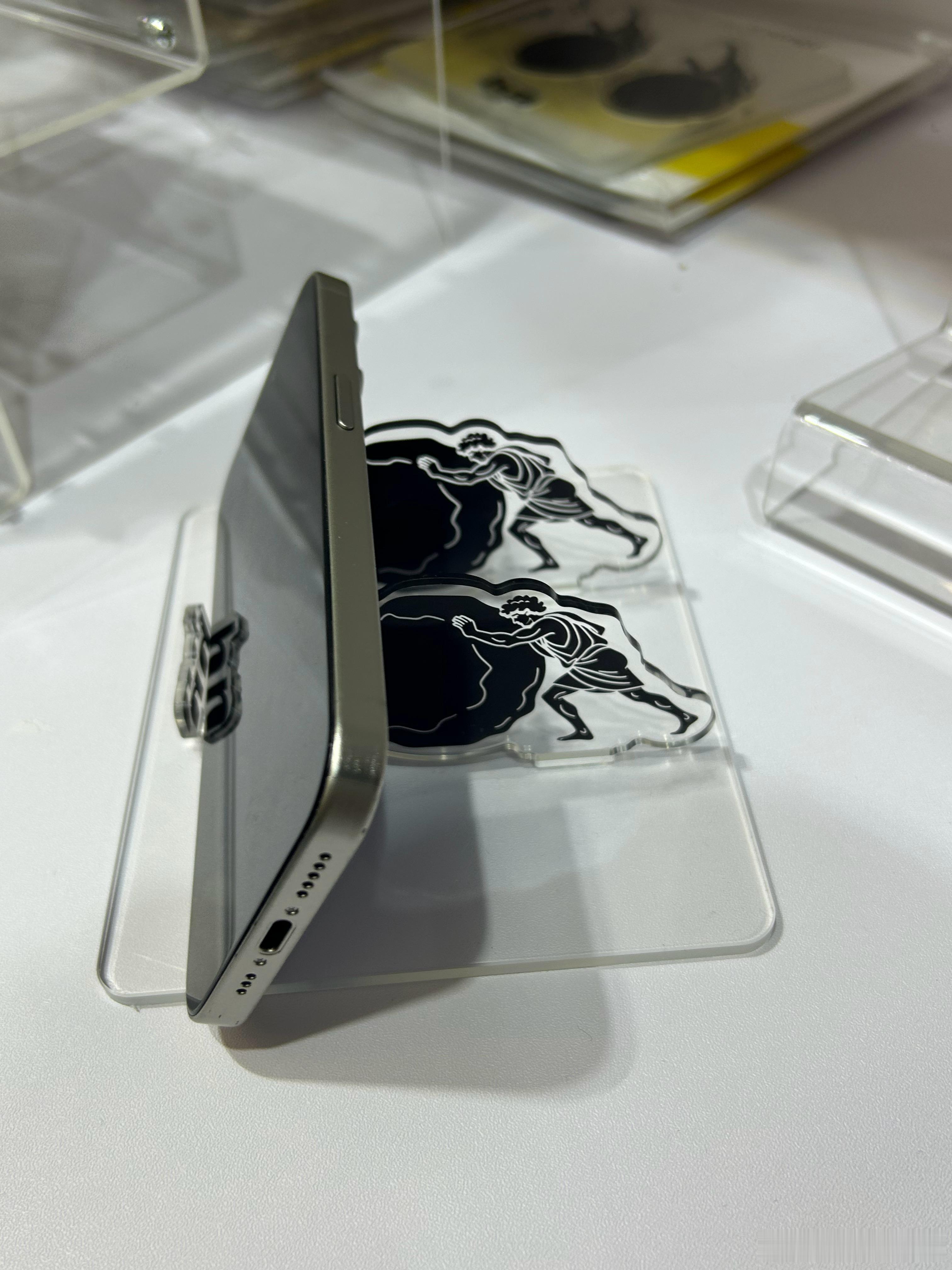 书展、香水展和吃起来好像五仁月饼的素食蛋糕 