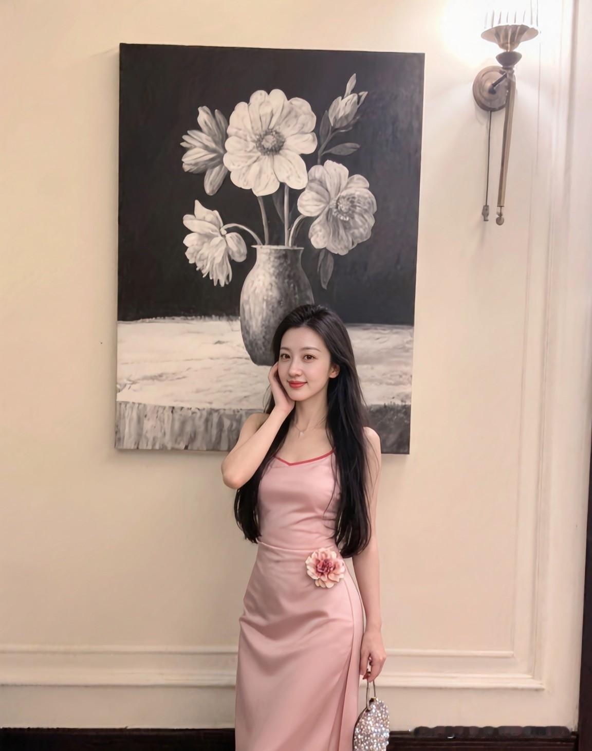 人到一定年纪，
才恍然大悟，
原来人生中那么多东西，
不过是过眼云烟，
可留可不