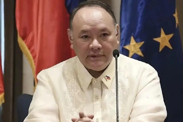 昨天，菲律宾防长特奥多罗对媒体说:“菲律宾对中国在台海开展的军事活动及海警行动‘