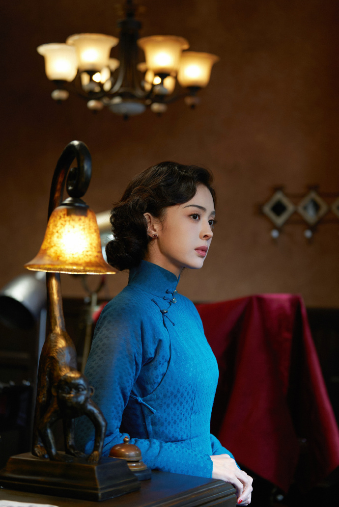 娜扎[超话] 好美的金宝，对我眼睛很好的娜扎[流鼻血] ​​​