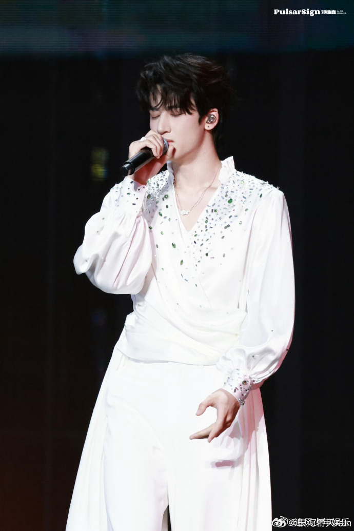 邓佳鑫2026想发个人原创单曲狠狠心动！邓佳鑫在《有歌》说2026最想发个人原创