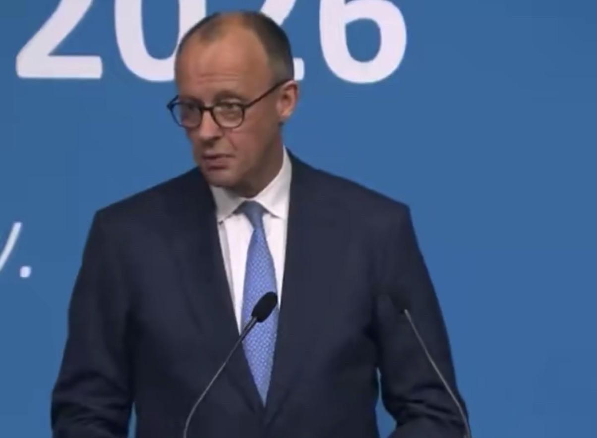 *德国候任总理默茨2025 年 4 月 12 日接受德国《商报》采访时说：“美国