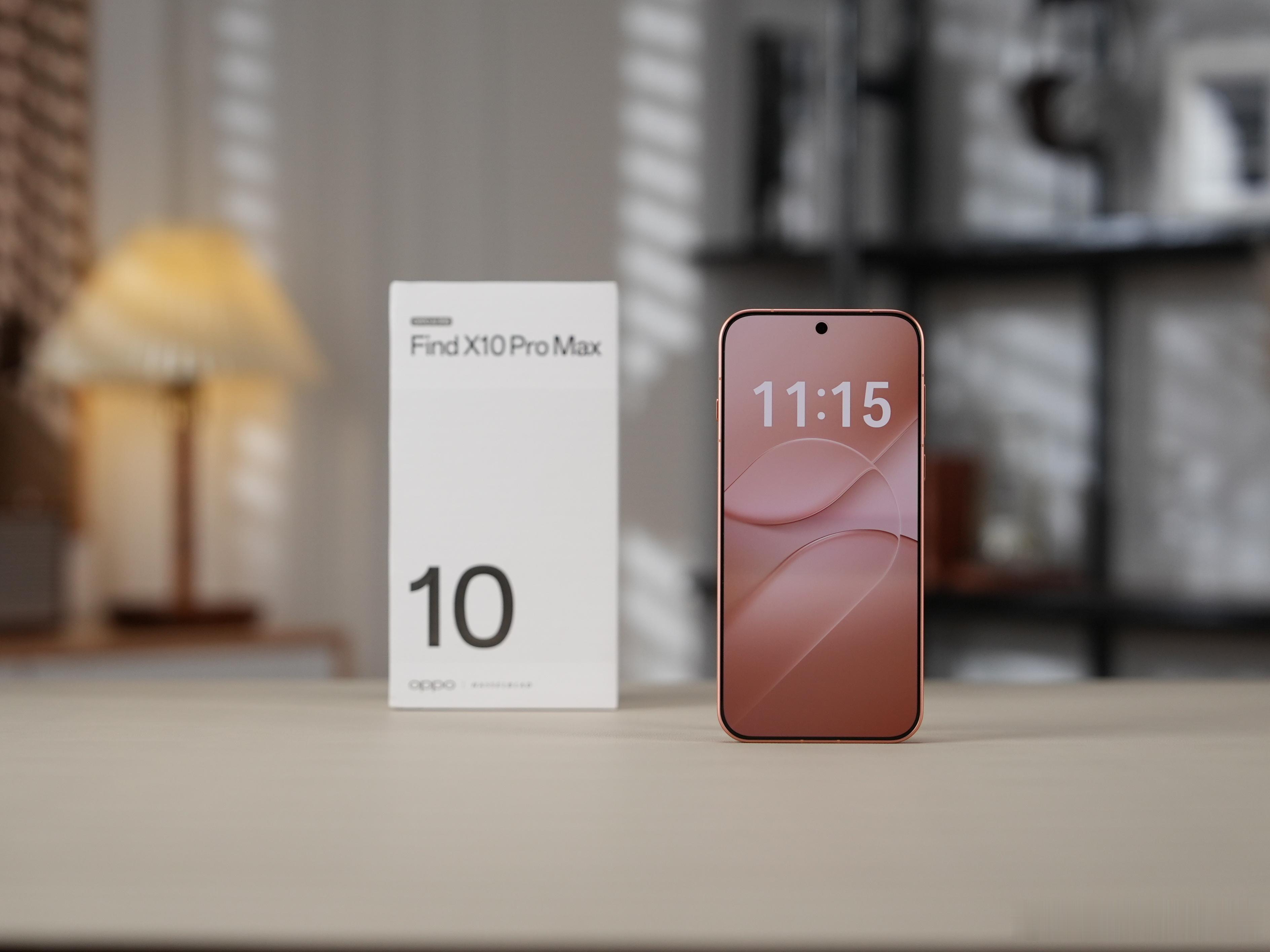 最近上手了OPPO Find X10Pro Max的暖橙色，最抢眼的除了配色以外