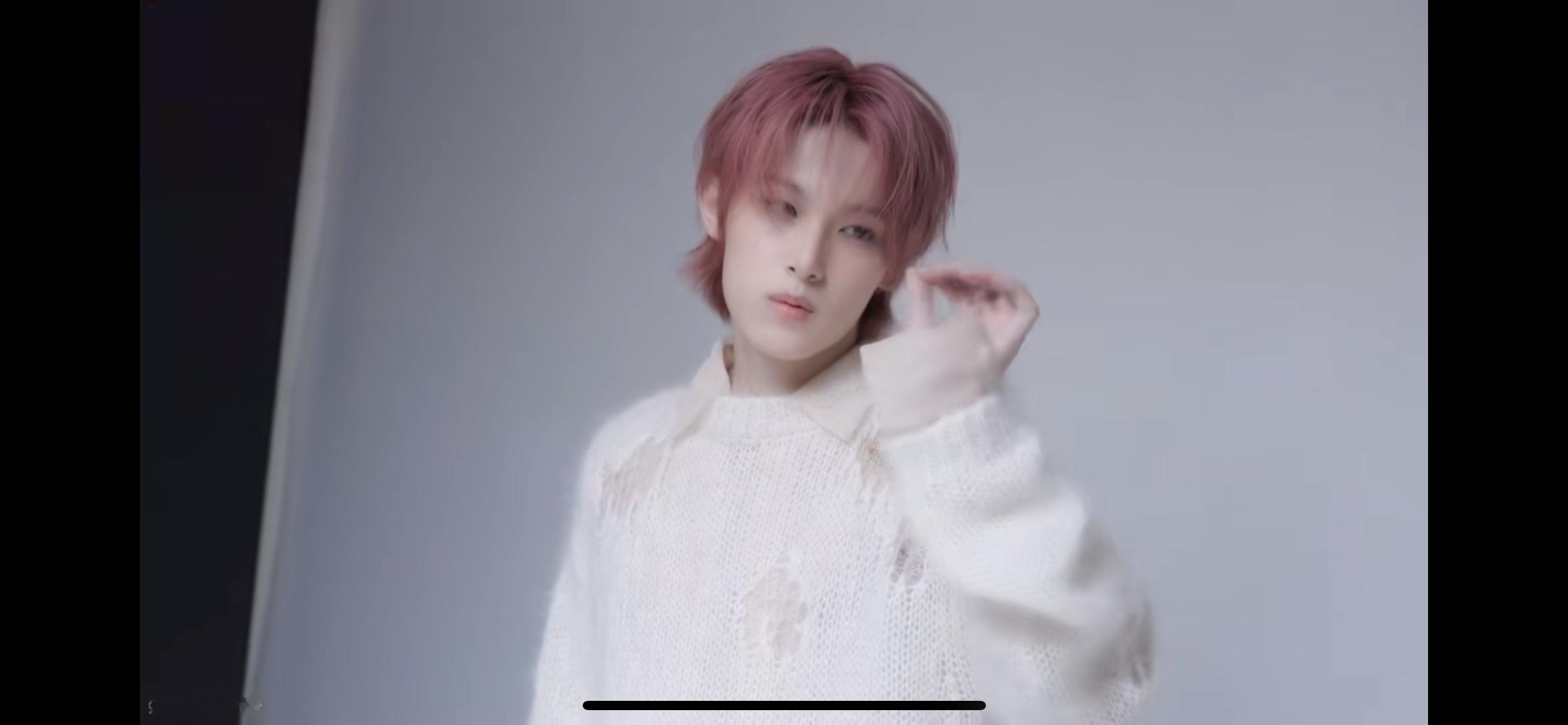 哥哥依旧帅得很权威 