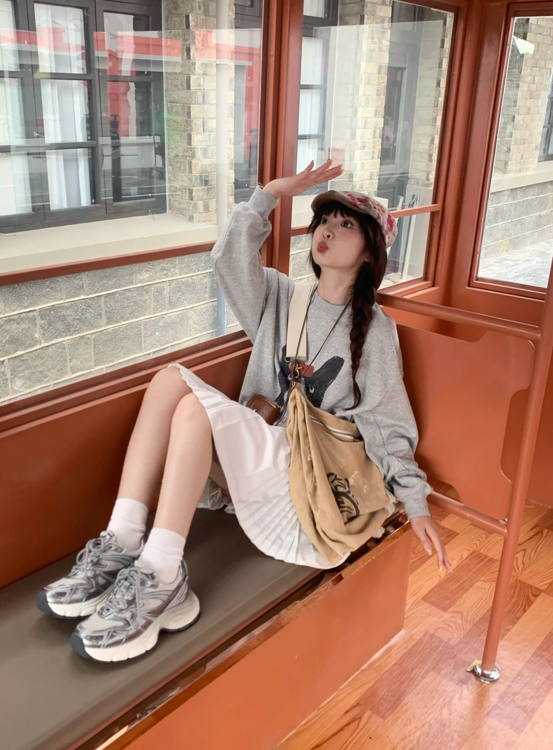 坐上巴士啦🚌 •̆•̥•̑✨ 𖥦