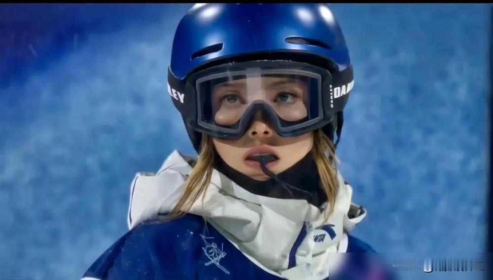 别再吹谷爱凌是天才了，你见过哪个天才，连哭都要定闹钟的？
手机闹钟设5分钟，时