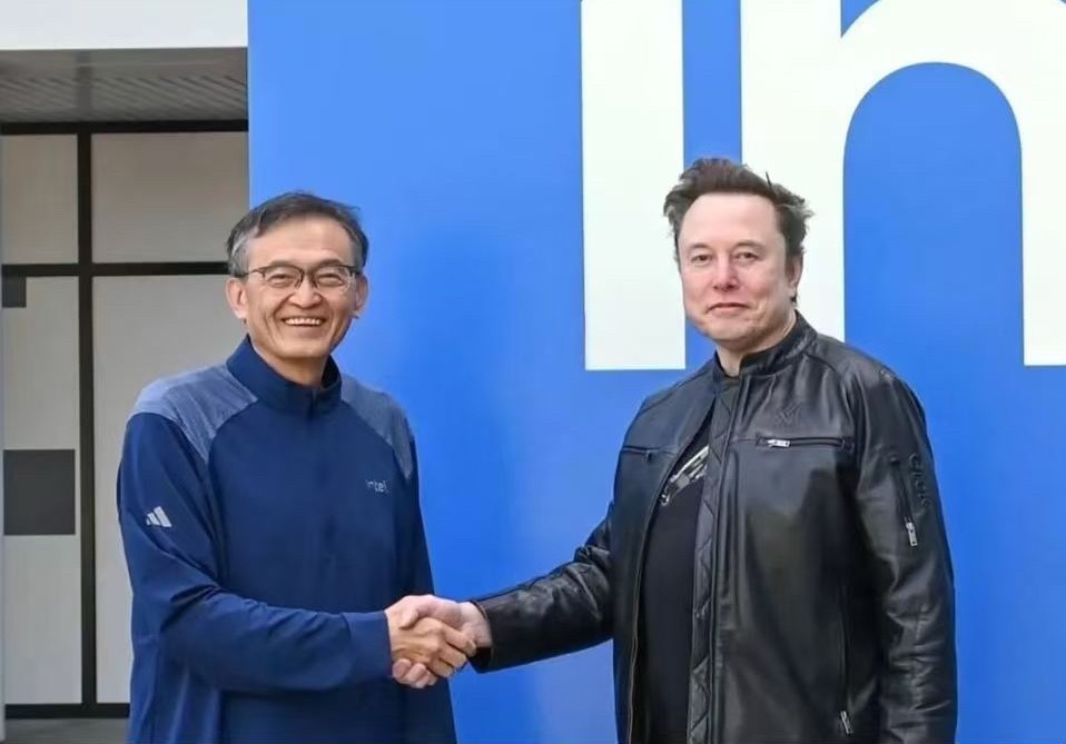 英特尔 日前，英特尔宣布，将加入埃隆-马斯克（Elon Musk）之前公布的Te