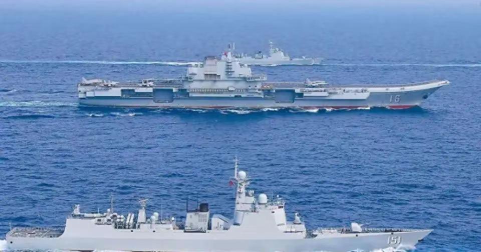 强大的人民海军阵容（一）强大的人民海军 精选一组官网公布的人民海军强大各类军舰、