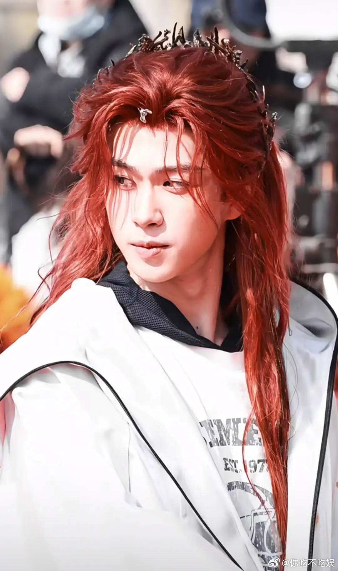 这种妆造拍拍照就算了，还是不要走进现实了 