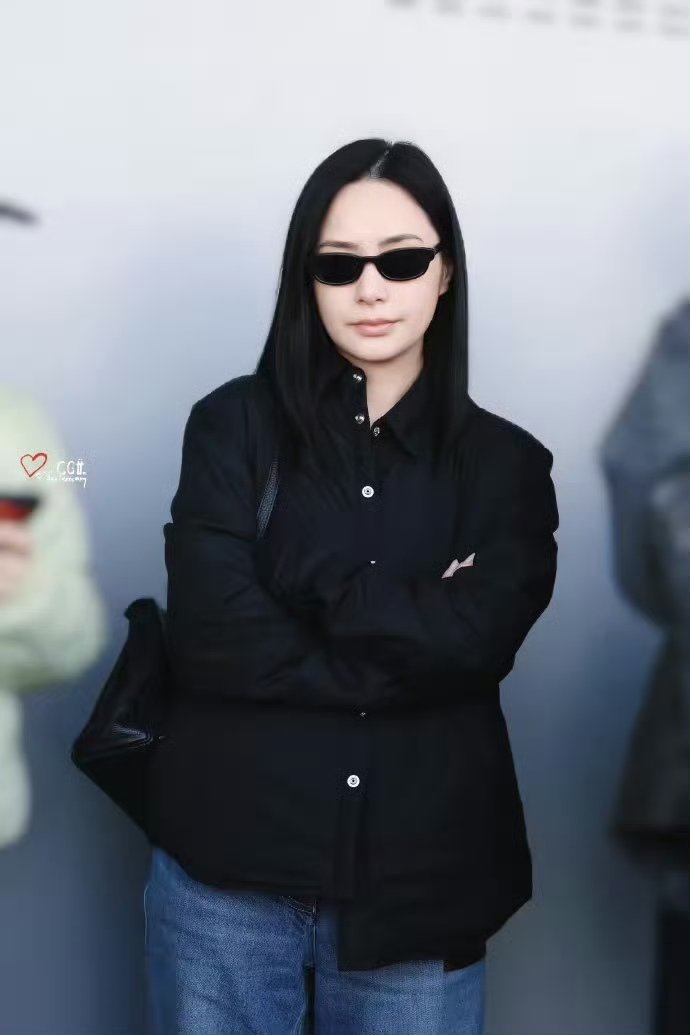 twins时隔近四年再次合体好六 是谁的青春回来了！阿娇阿sa合体录好六，素颜依