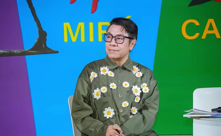 吃饭不能砸锅！蔡康永的小聪明终究败给底线
 
世界上只有一个中国，台湾永远是中国