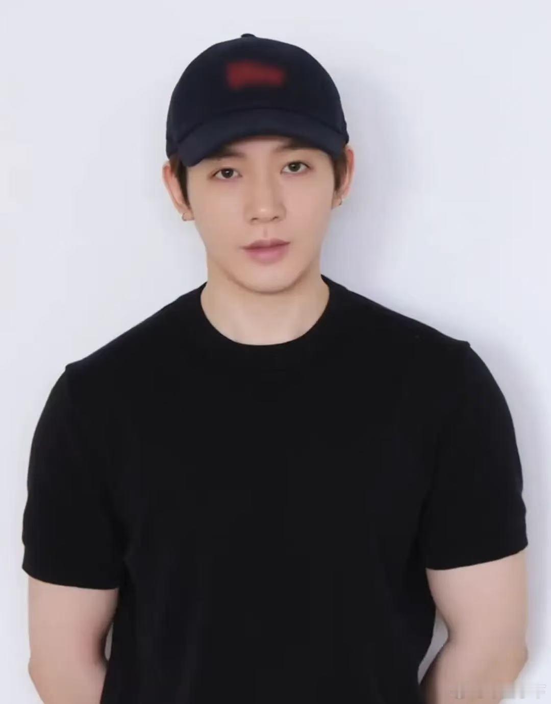 为什么为为有肌肉还这么的需要人疼爱的样子 