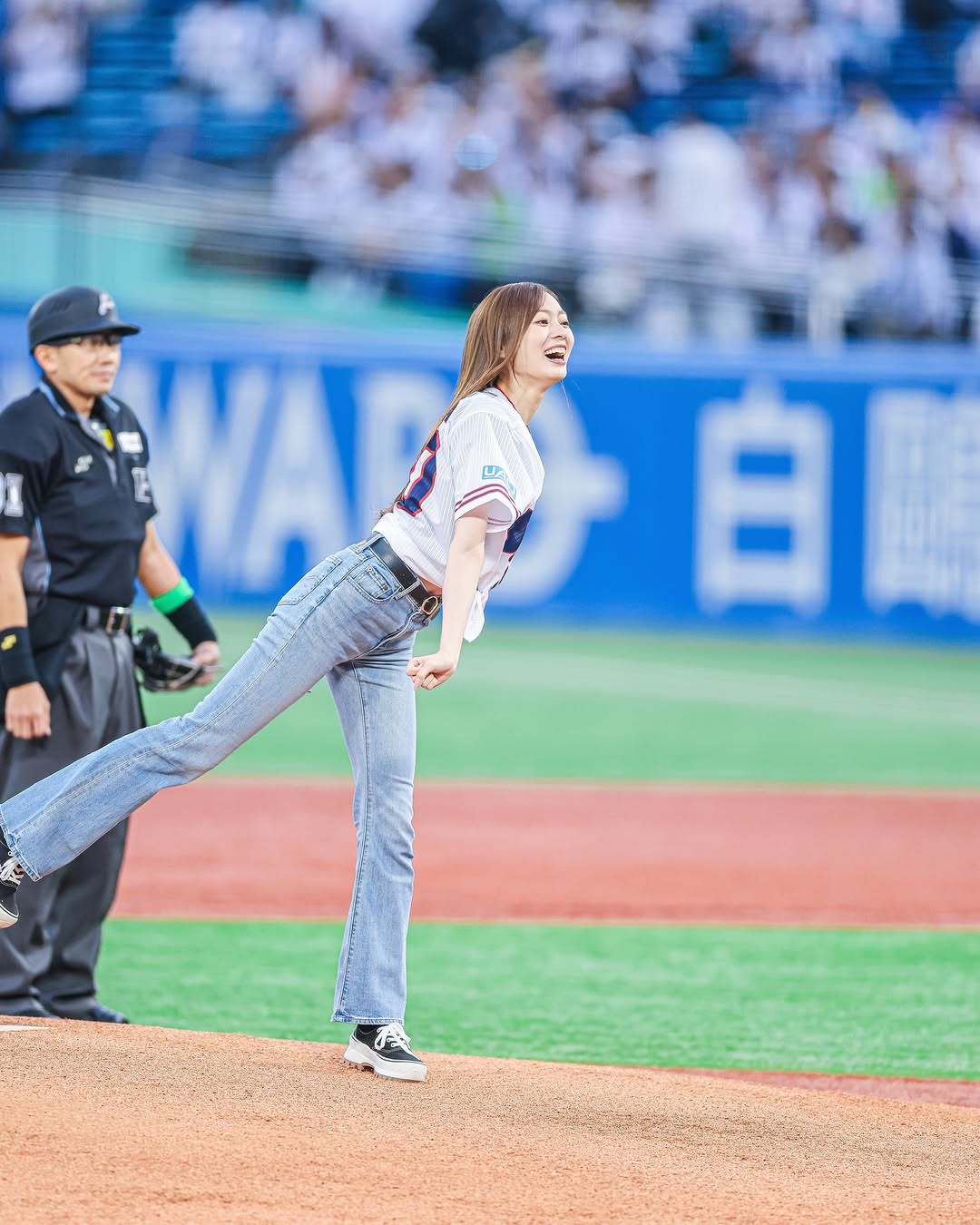 日娱新闻梅泽美波 梅泽美波 棒球始球式相关美图 