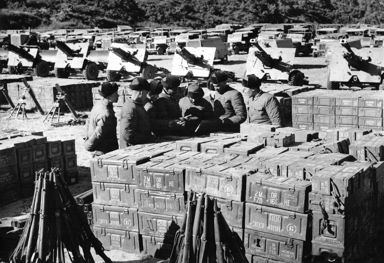 1962年，在对印自卫反击战中，解放军把印军打得满地找牙，狠狠打击了其狂妄气焰。