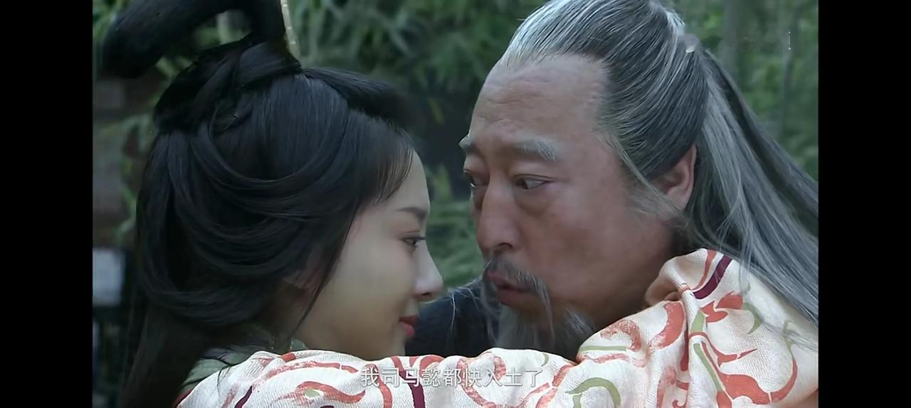 三国演义里，司马懿的隐忍从杀自己的小妾和孩子就可以看出。侍妾静姝是曹丕送的，同时