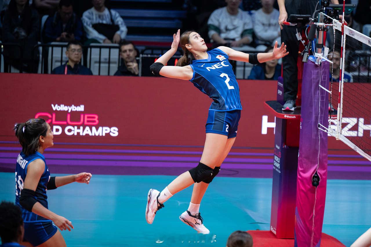 【 2024女排世俱赛  小组赛：日本NEC红色火箭3-0横扫越南宁平邮政银行】